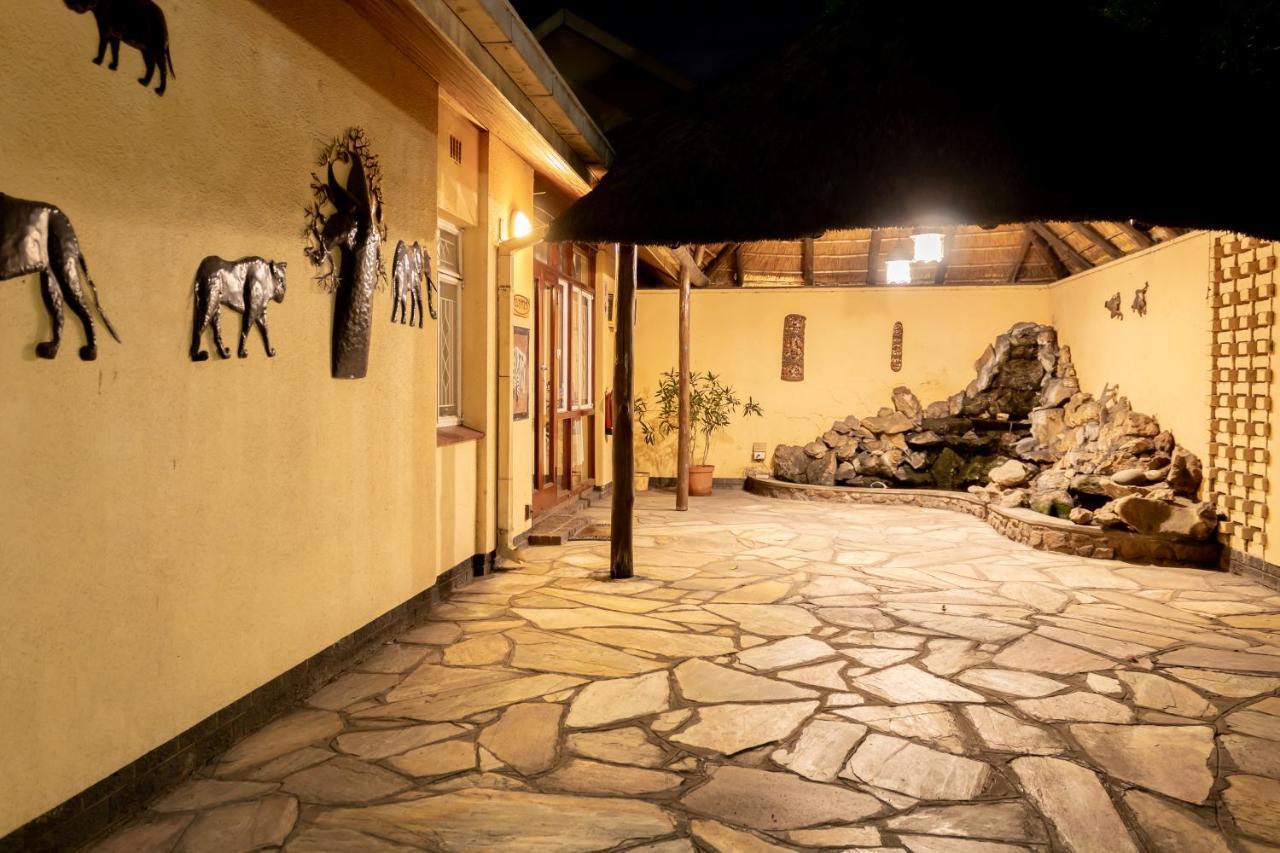 Sunbird Lodge Пгалаборва Екстер'єр фото