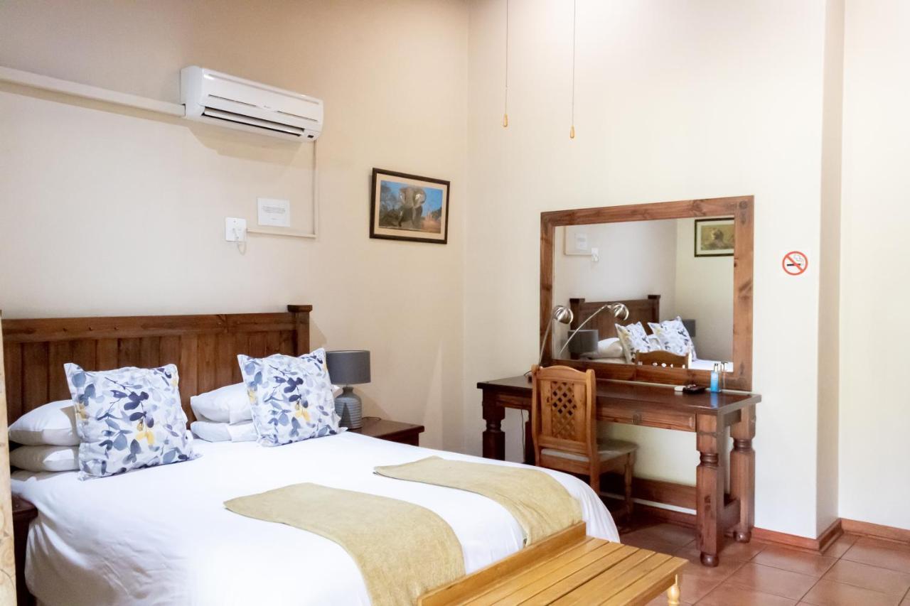 Sunbird Lodge Пгалаборва Екстер'єр фото