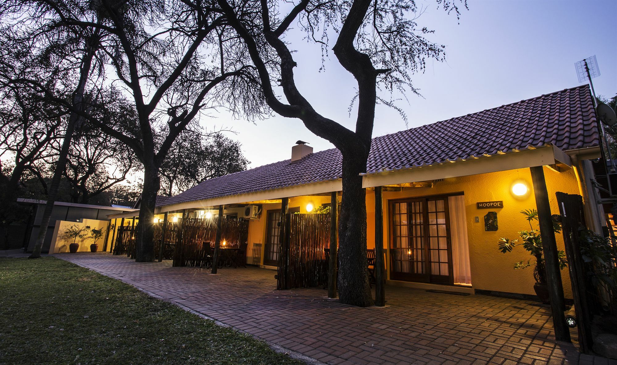 Sunbird Lodge Пгалаборва Екстер'єр фото